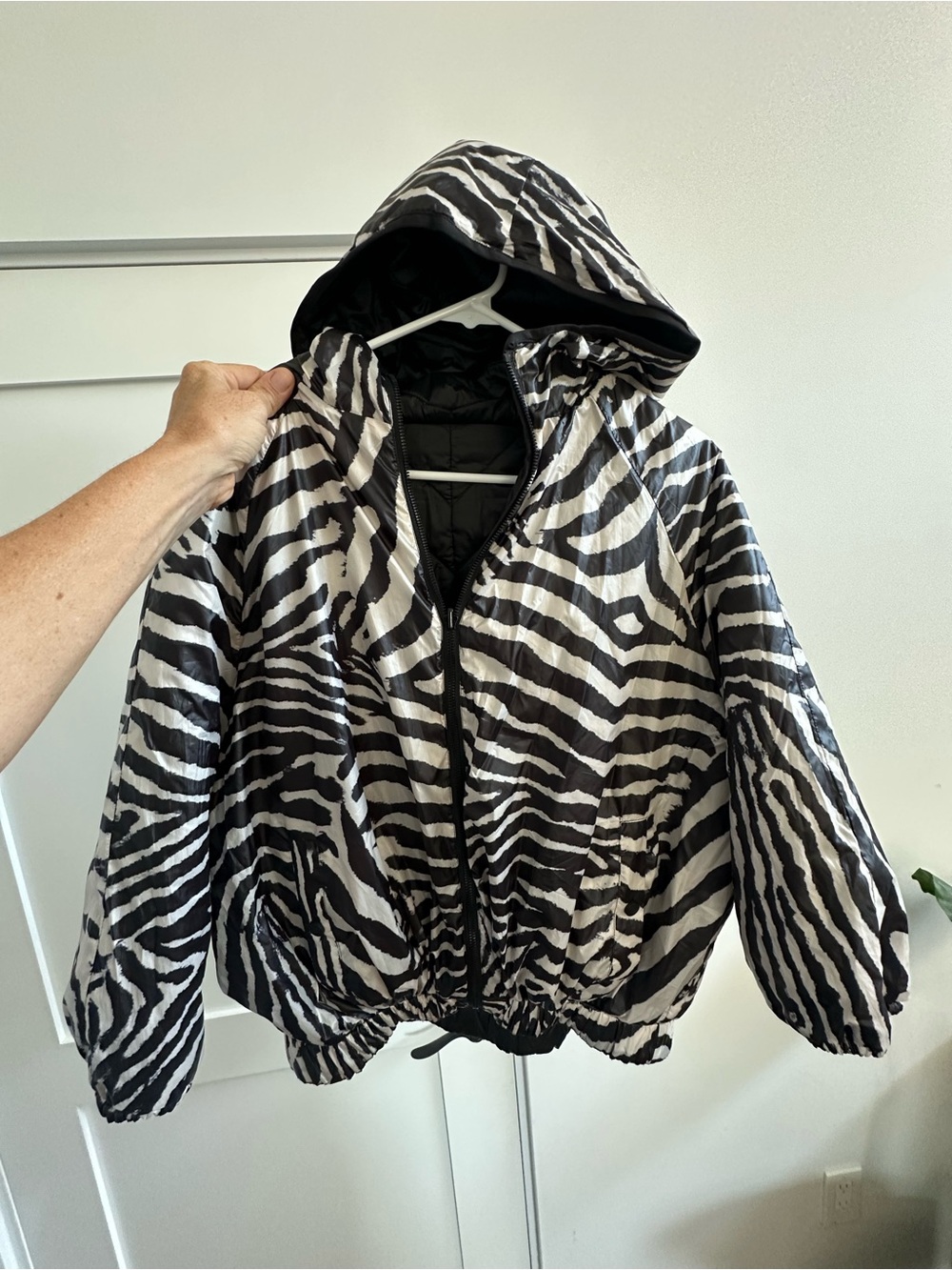 Motivi Girls' Zebra-Print Hooded Puffer Jacket - Black & White